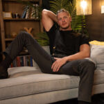 Bisexual: First scene of Jax with a woman